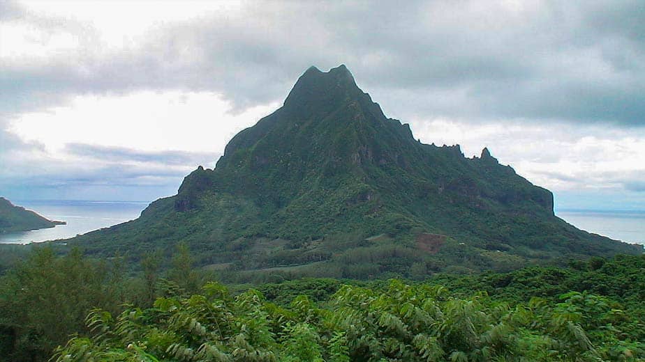 Mount Rotui, scenic photo